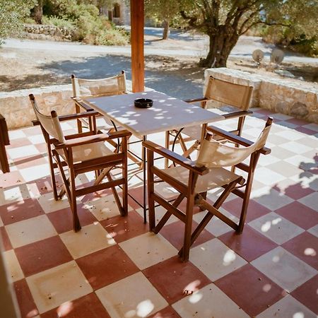 Seafront Traditional Stone House In Sunset Olive Grove - B Villa Alyfanta Esterno foto